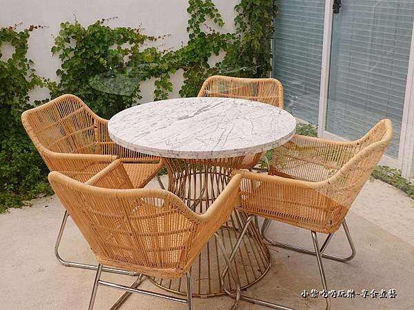 一樓戶外用餐區-水相餐聚苑.jpg 一樓戶外用餐區-水相餐聚苑.jpg