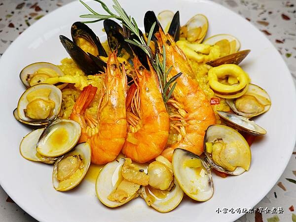 西班牙海鮮薑黃總匯-水相餐聚苑 (1).jpg 西班牙海鮮薑黃總匯-水相餐聚苑 (1).jpg