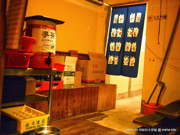 大東屋：【食記】台中大東屋日本料理鰻魚專賣朝富總店@西屯秋紅谷 : 中部知名鰻魚飯,味道尚可,但份量好像有點對不起他的價格？!