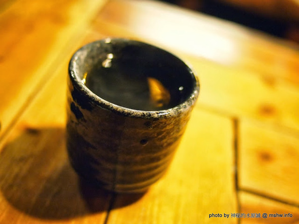 大東屋：【食記】台中大東屋日本料理鰻魚專賣朝富總店@西屯秋紅谷 : 中部知名鰻魚飯,味道尚可,但份量好像有點對不起他的價格？!