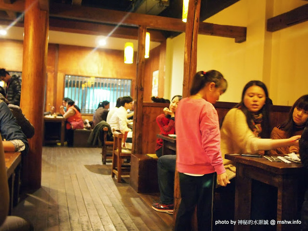 大東屋：【食記】台中大東屋日本料理鰻魚專賣朝富總店@西屯秋紅谷 : 中部知名鰻魚飯,味道尚可,但份量好像有點對不起他的價格？!