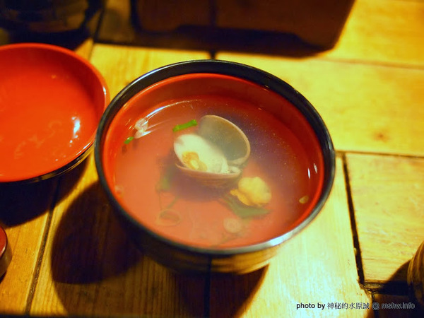 大東屋：【食記】台中大東屋日本料理鰻魚專賣朝富總店@西屯秋紅谷 : 中部知名鰻魚飯,味道尚可,但份量好像有點對不起他的價格？!