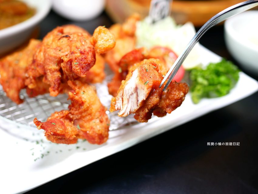 Mr.38 咖哩美食餐廳逢甲店，逢甲夜市必吃平價美食，平日不限時段歐姆蛋咖哩飯只要138元！內文附詳細菜單，還有居家防疫必吃濃郁咖哩牛肉包。 @熊寶小榆の旅遊日記