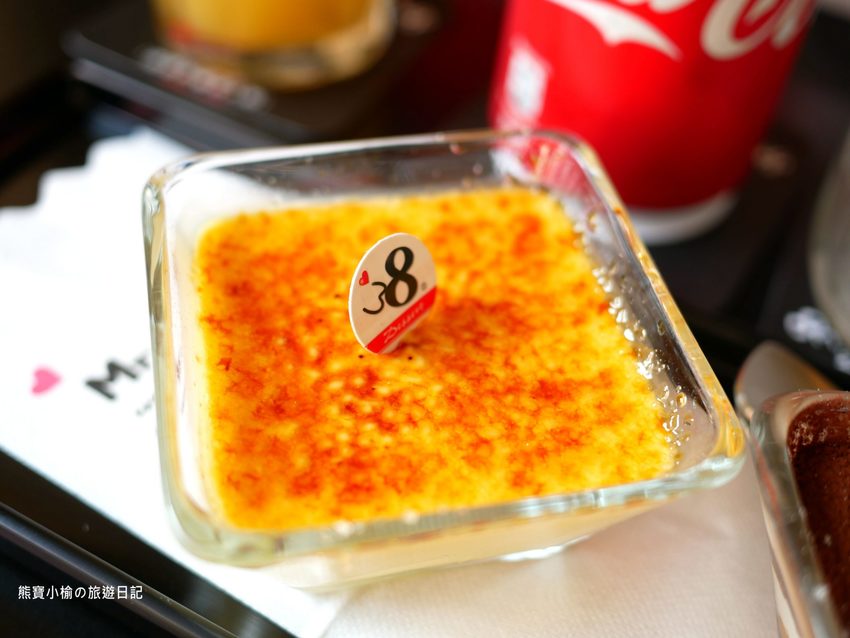 Mr.38 咖哩美食餐廳逢甲店，逢甲夜市必吃平價美食，平日不限時段歐姆蛋咖哩飯只要138元！內文附詳細菜單，還有居家防疫必吃濃郁咖哩牛肉包。 @熊寶小榆の旅遊日記