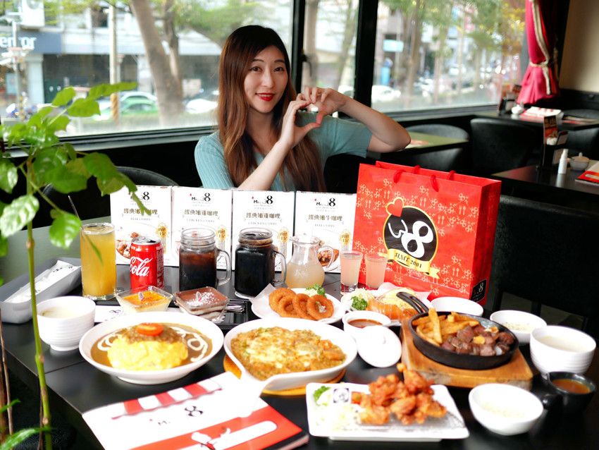 Mr.38 咖哩美食餐廳逢甲店，逢甲夜市必吃平價美食，平日不限時段歐姆蛋咖哩飯只要138元！內文附詳細菜單，還有居家防疫必吃濃郁咖哩牛肉包。 @熊寶小榆の旅遊日記