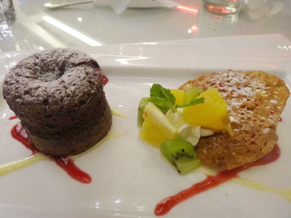 SKYLARK加州風洋食館:SKYLARK加州風洋食館(愛買店)-服務親切 餐點好看又好吃 喜歡吃西餐的朋友可以試試喔