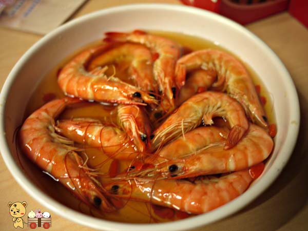 【台中易鼎活蝦】蝦子龍蝦吃到爽-人間美味龍蝦膏