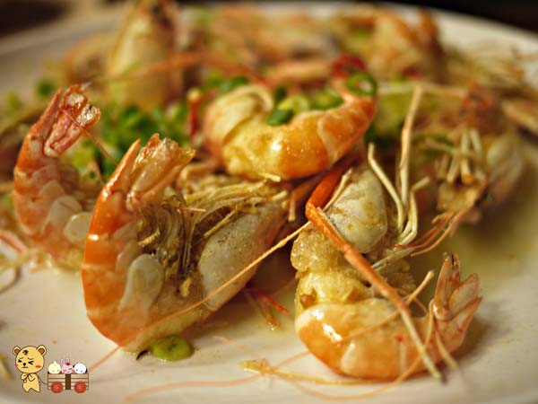 【台中易鼎活蝦】蝦子龍蝦吃到爽-人間美味龍蝦膏