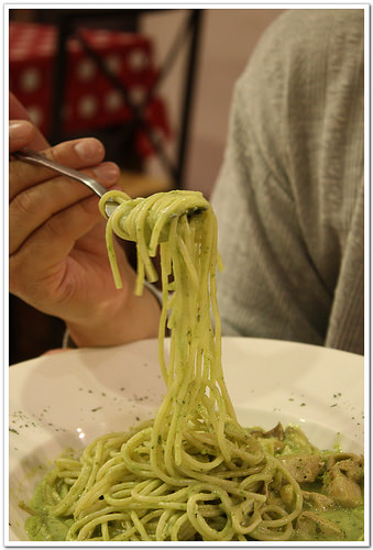 【台中食記】西屯區‧聖彼得堡遊戲主題餐廳~大人小孩都有得玩