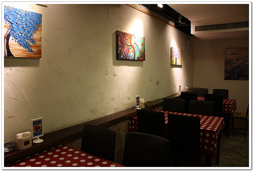 【台中食記】西屯區‧聖彼得堡遊戲主題餐廳~大人小孩都有得玩