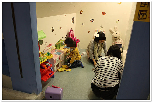 【台中食記】西屯區‧聖彼得堡遊戲主題餐廳~大人小孩都有得玩