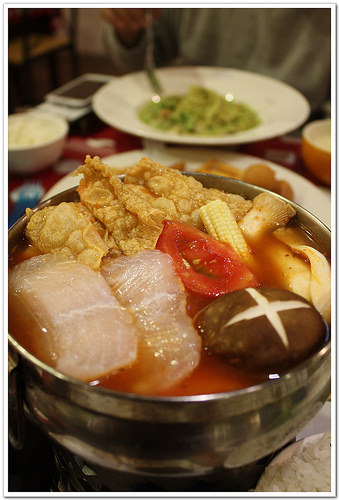 【台中食記】西屯區‧聖彼得堡遊戲主題餐廳~大人小孩都有得玩