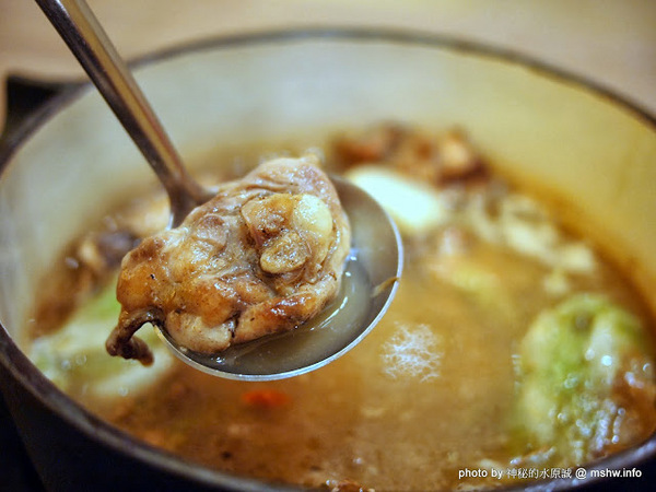 八月江南燒:【食記】台中西屯-八月江南燒 : 創意菜單,全新享受~這不是火鍋店啦XD 八月江南燒:【食記】台中西屯-八月江南燒 : 創意菜單,全新享受~這不是火鍋店啦XD