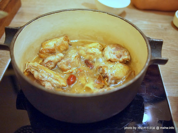 八月江南燒:【食記】台中西屯-八月江南燒 : 創意菜單,全新享受~這不是火鍋店啦XD 八月江南燒:【食記】台中西屯-八月江南燒 : 創意菜單,全新享受~這不是火鍋店啦XD