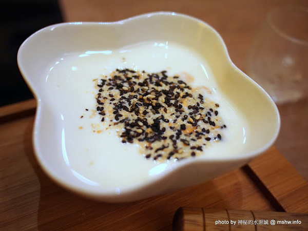 八月江南燒:【食記】台中西屯-八月江南燒 : 創意菜單,全新享受~這不是火鍋店啦XD 八月江南燒:【食記】台中西屯-八月江南燒 : 創意菜單,全新享受~這不是火鍋店啦XD