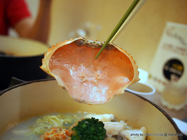 八月江南燒:【食記】台中西屯-八月江南燒 : 創意菜單,全新享受~這不是火鍋店啦XD 八月江南燒:【食記】台中西屯-八月江南燒 : 創意菜單,全新享受~這不是火鍋店啦XD