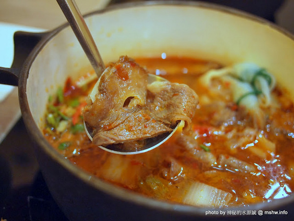 八月江南燒:【食記】台中西屯-八月江南燒 : 創意菜單,全新享受~這不是火鍋店啦XD 八月江南燒:【食記】台中西屯-八月江南燒 : 創意菜單,全新享受~這不是火鍋店啦XD