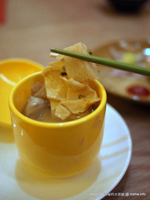 八月江南燒:【食記】台中西屯-八月江南燒 : 創意菜單,全新享受~這不是火鍋店啦XD 八月江南燒:【食記】台中西屯-八月江南燒 : 創意菜單,全新享受~這不是火鍋店啦XD