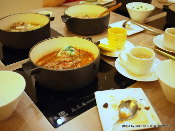 八月江南燒:【食記】台中西屯-八月江南燒 : 創意菜單,全新享受~這不是火鍋店啦XD 八月江南燒:【食記】台中西屯-八月江南燒 : 創意菜單,全新享受~這不是火鍋店啦XD