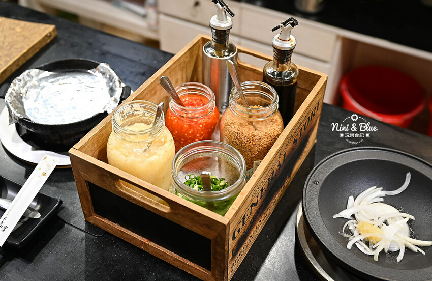 台中逢甲夜市火鍋,開到凌晨3點宵夜好去處 -妮妮布魯