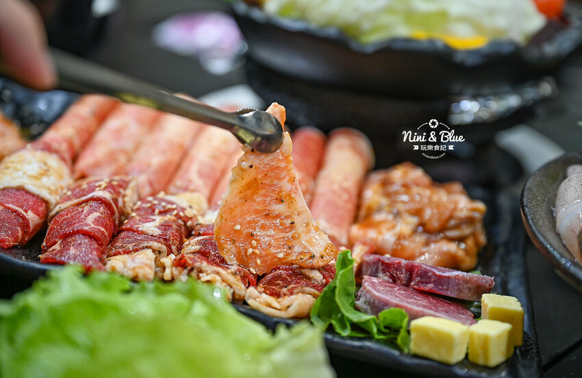 台中逢甲夜市火鍋,開到凌晨3點宵夜好去處 -妮妮布魯