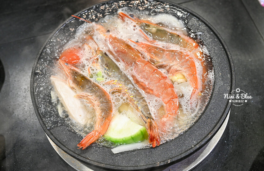 台中逢甲夜市火鍋,開到凌晨3點宵夜好去處 -妮妮布魯