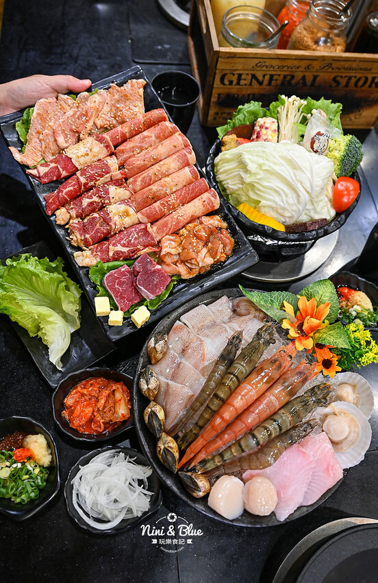 台中逢甲夜市火鍋,開到凌晨3點宵夜好去處 -妮妮布魯