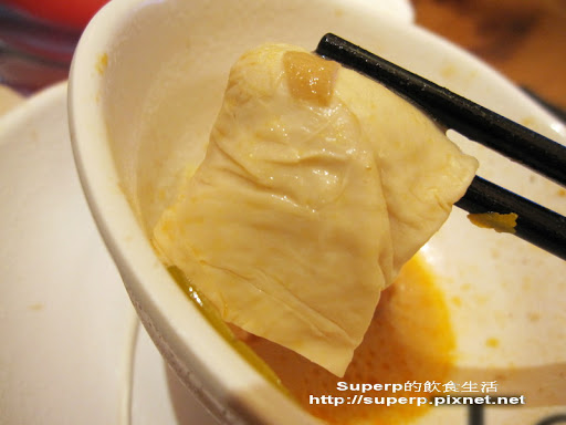 [餐廳食記]東區的麻辣一村：頂尖麻辣火鍋吃到飽