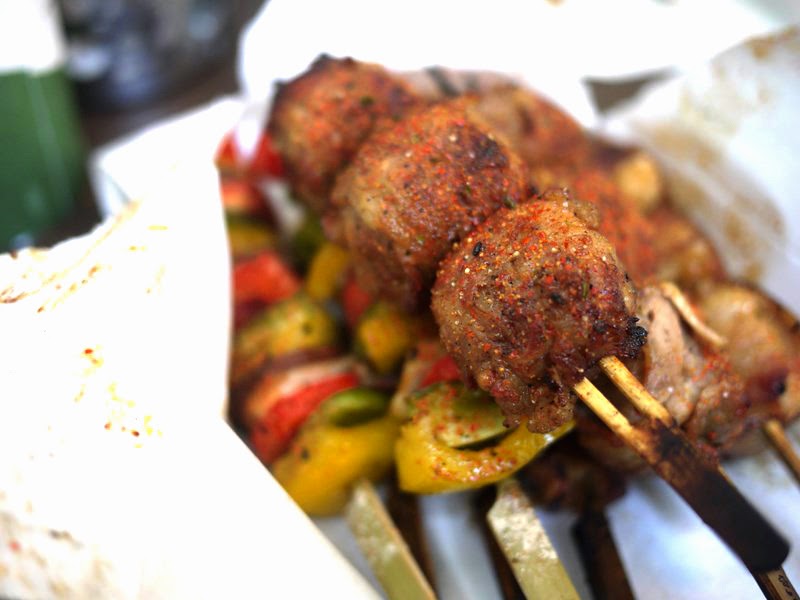 【逢甲夜市】排隊排超久的激旨燒鳥與街頭藝人駐唱