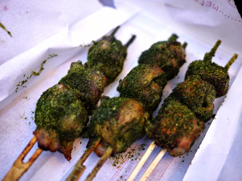 【逢甲夜市】排隊排超久的激旨燒鳥與街頭藝人駐唱