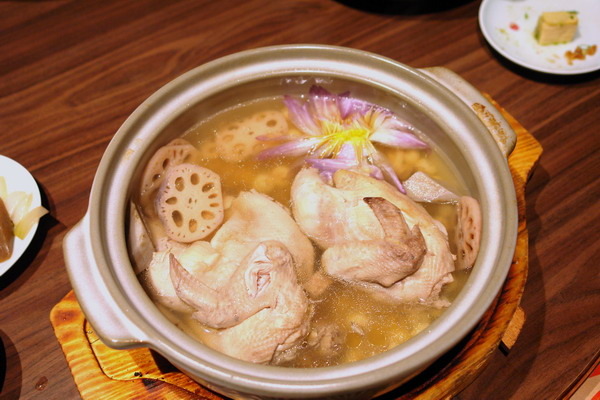 印月創意東方宴--秋冬桌菜先嚐為快--今年尾牙就選這裡了