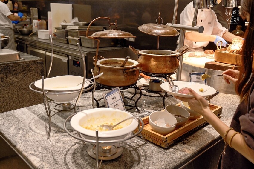 台中西屯｜場場客滿、台中好評最多的buffet自助餐，天使紅