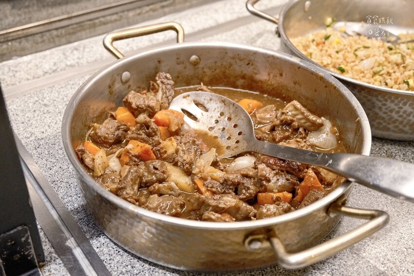 台中西屯｜場場客滿、台中好評最多的buffet自助餐，天使紅