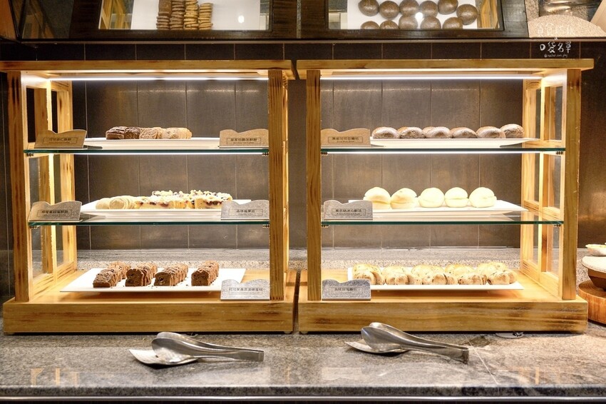 台中西屯｜場場客滿、台中好評最多的buffet自助餐，天使紅