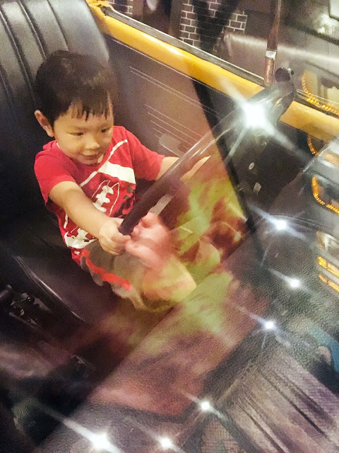 [台北住宿] 莎多堡奇幻旅館 Sato Castle Hotel｜鄰近大直美麗華的精緻主題旅館，城堡建築多達51種奇幻風格房型，親親寶貝專案的親子友善設施和兒童迎賓禮帶給孩子歡樂的旅遊回憶！