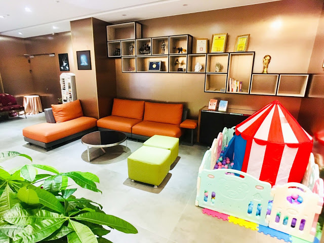 [台北住宿] 莎多堡奇幻旅館 Sato Castle Hotel｜鄰近大直美麗華的精緻主題旅館，城堡建築多達51種奇幻風格房型，親親寶貝專案的親子友善設施和兒童迎賓禮帶給孩子歡樂的旅遊回憶！