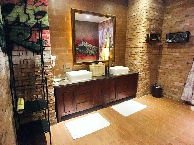 [台北住宿] 莎多堡奇幻旅館 Sato Castle Hotel｜鄰近大直美麗華的精緻主題旅館，城堡建築多達51種奇幻風格房型，親親寶貝專案的親子友善設施和兒童迎賓禮帶給孩子歡樂的旅遊回憶！