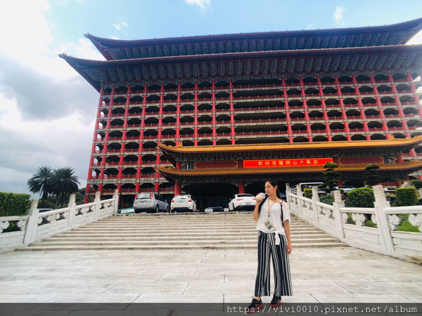 圓圓家的移動城堡-《台北景點》揭開神秘的圓山地道面紗，充滿歷史風的導覽，好值得的一趟神秘旅程