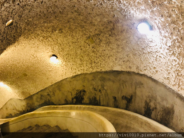 圓圓家的移動城堡-《台北景點》揭開神秘的圓山地道面紗，充滿歷史風的導覽，好值得的一趟神秘旅程