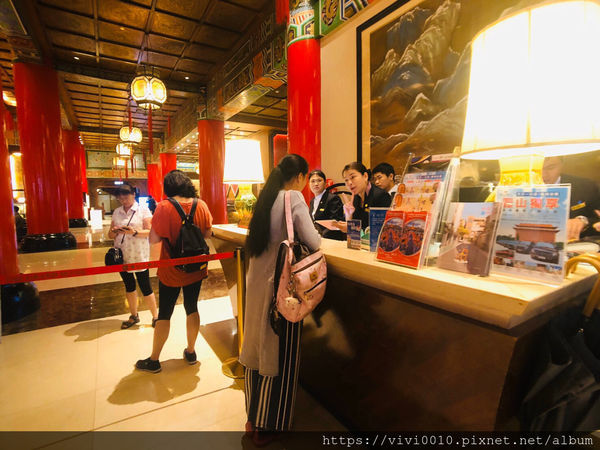 圓圓家的移動城堡-《台北景點》揭開神秘的圓山地道面紗，充滿歷史風的導覽，好值得的一趟神秘旅程