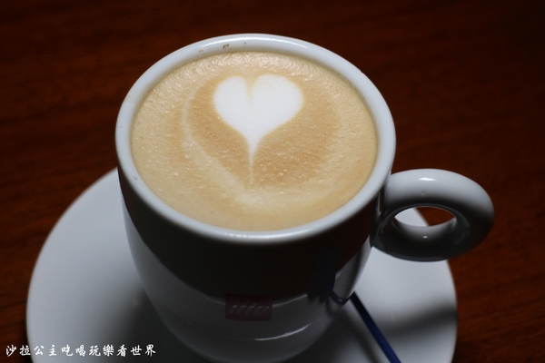 歐華酒店:台北中山區住宿『歐華酒店』商務房/眺望台北圓山/近松山機場/歐麗英式下午茶