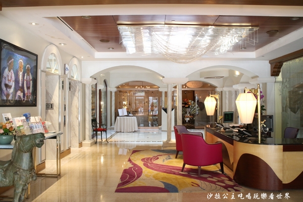 歐華酒店:台北中山區住宿『歐華酒店』商務房/眺望台北圓山/近松山機場/歐麗英式下午茶