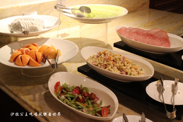 歐華酒店:台北中山區住宿『歐華酒店』商務房/眺望台北圓山/近松山機場/歐麗英式下午茶