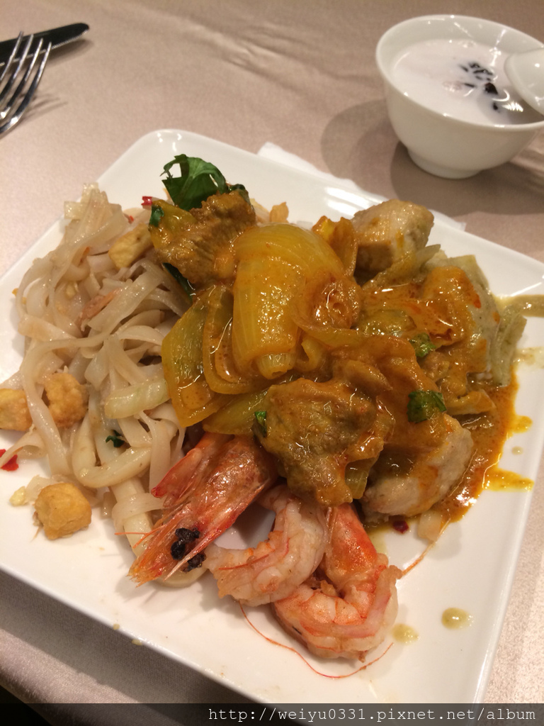 《福容大飯店》也有黃綠紅！4月初夏來吃美食－飄香咖哩異國風！