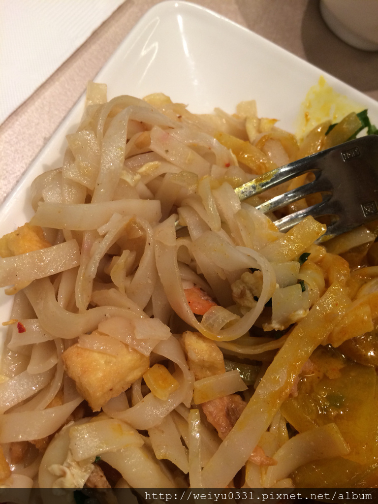 《福容大飯店》也有黃綠紅！4月初夏來吃美食－飄香咖哩異國風！