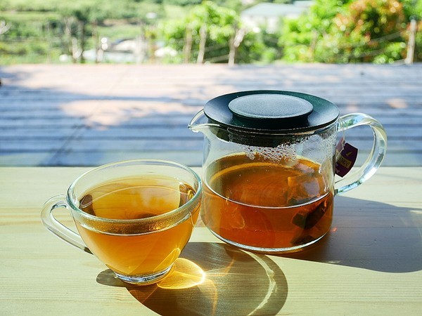 日光行館:日光行館-新北淡水景觀餐廳 同時也是親子餐廳和寵物友善餐廳 非常適合小家庭的親子住宿 安排淡水親子一日遊 順便來這邊接近大自然