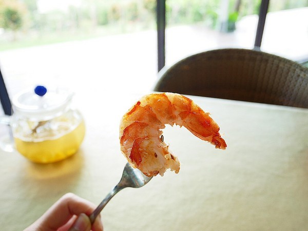 日光行館:日光行館-新北淡水景觀餐廳 同時也是親子餐廳和寵物友善餐廳 非常適合小家庭的親子住宿 安排淡水親子一日遊 順便來這邊接近大自然