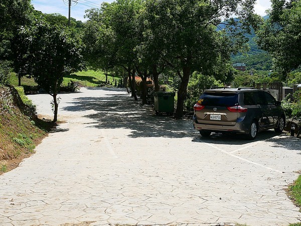 日光行館:日光行館-新北淡水景觀餐廳 同時也是親子餐廳和寵物友善餐廳 非常適合小家庭的親子住宿 安排淡水親子一日遊 順便來這邊接近大自然