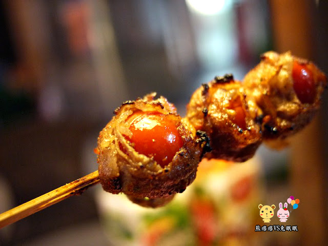 【逢甲夜市必吃】激旨燒鳥串燒。爆漿番茄真奇特