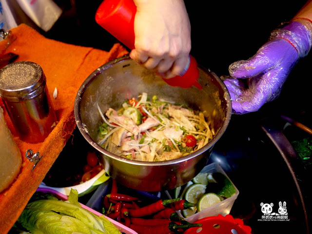 【逢甲夜市】雞婆鹹水雞泰式口味